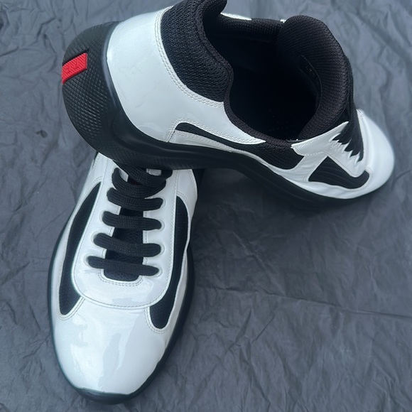 MEN PRADA SNEAKER BLACK/WHITE  Size 11 - Picture 11 of 14